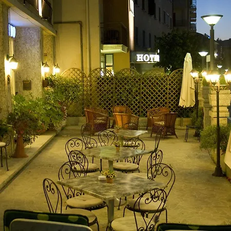 Arno 3*